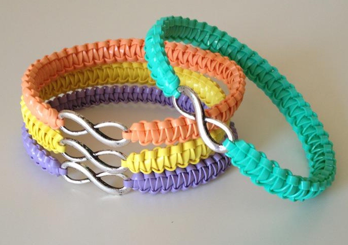 Tutorial: Make a bracelet with the cobra knot